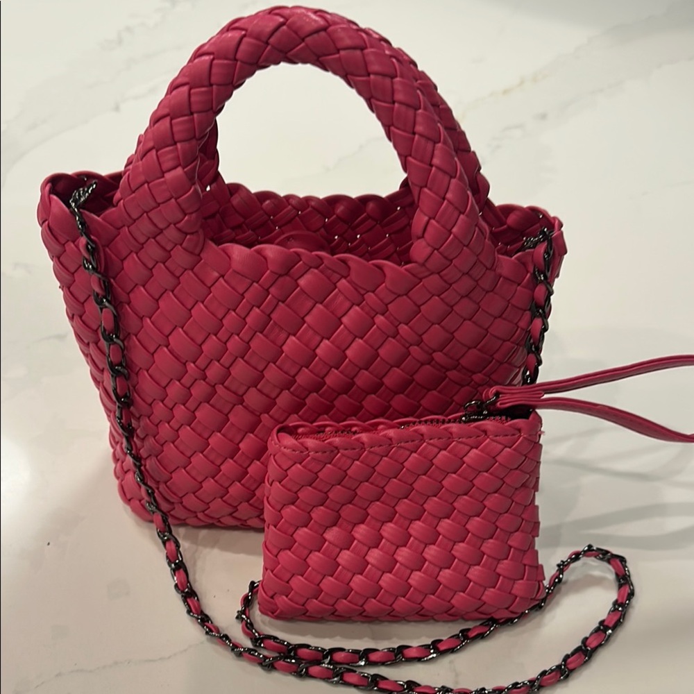 NWOT- E|N Expressions NYC Pink Began Woven Tote, Handbag With Mini Coin Bag